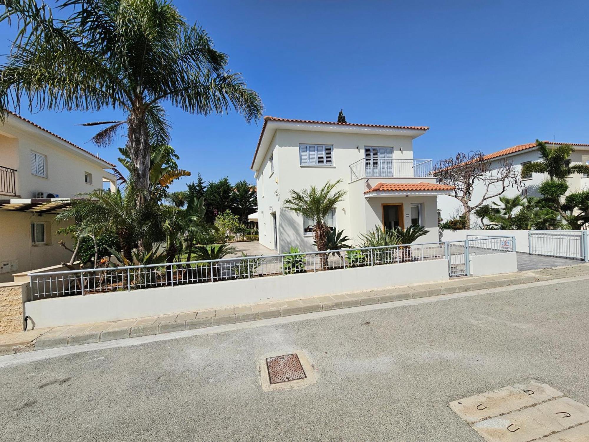 Family Home Protaras Exterior photo
