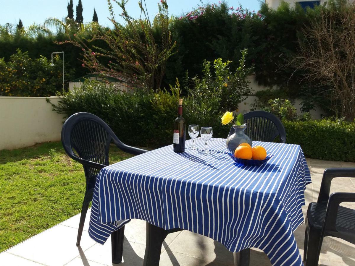 Family Home Protaras Exterior photo